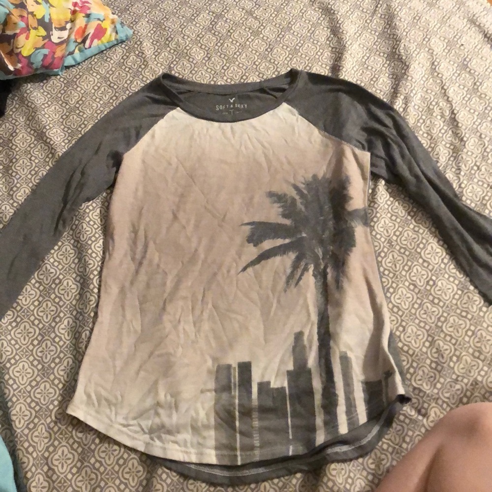 Quarter sleeve tee